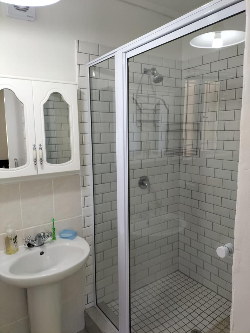 3 Bedroom Property for Sale in Onder Papegaaiberg Western Cape